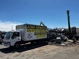 Best Commercial Junk Removal  in Lakewood, CA